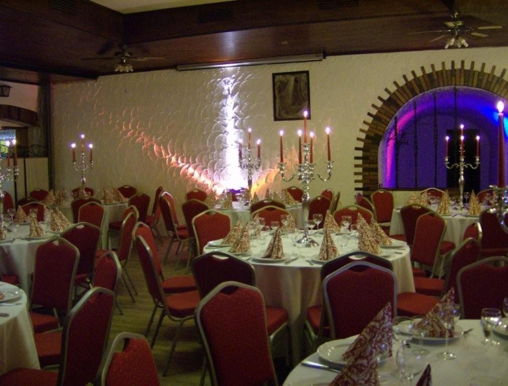 Gutshof Ziegelhütte Hotel Edenkoben Buitenkant foto