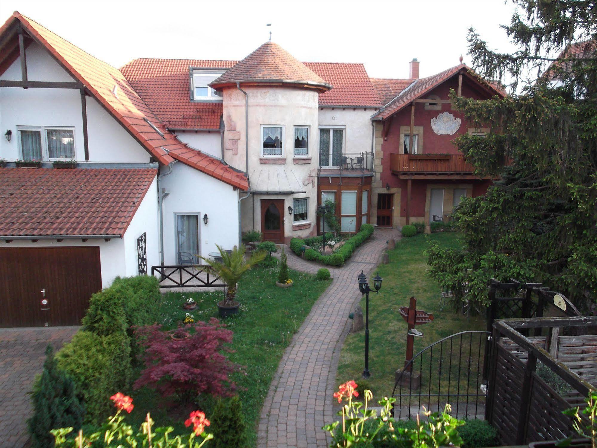 Gutshof Ziegelhütte Hotel Edenkoben Buitenkant foto